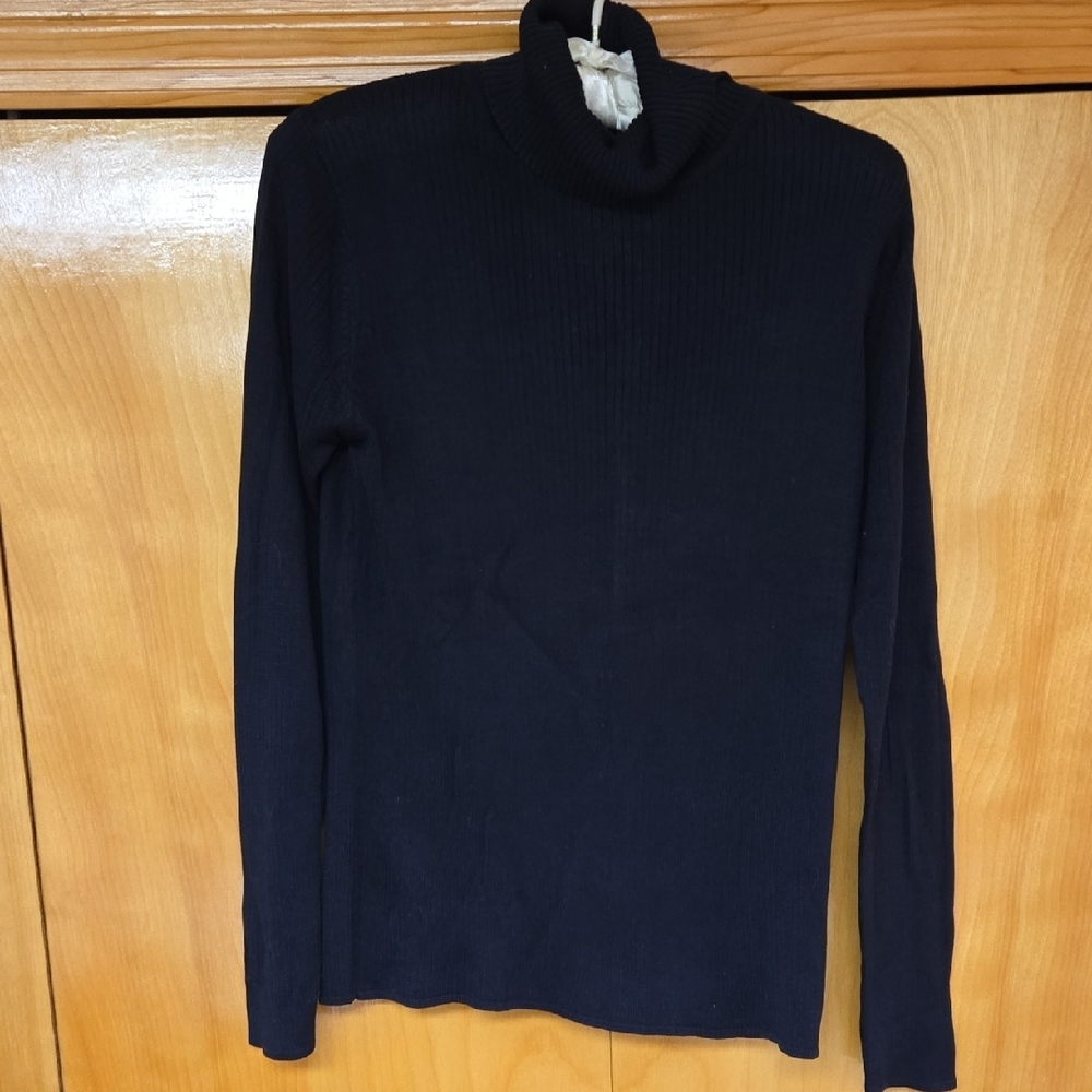 SILX by August Silk Elegant Navy Silk Ribbed Knit Top Medium (M) Petite